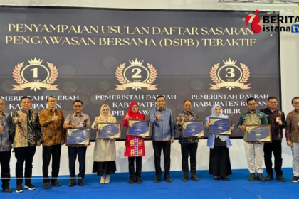 Foto View: Dari Ujung Riau Berkibar: Inovasi Pengelolaan Data Rokan Hilir Raih 4 Pengakuan Nasional